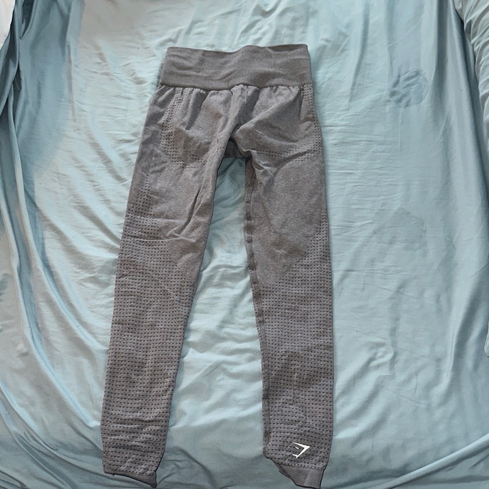 Gymshark Grey Leggings - Picture 2 of 4